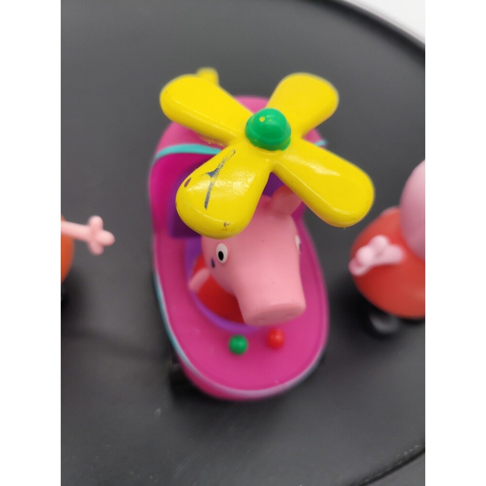 Lot Of 3 Peppa Pig Jazwares Pink Helicopter Rubber Plastic Action Figure 3" - Picture 5 of 14